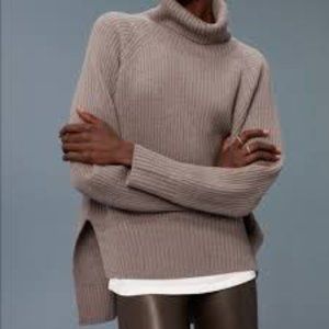Aritzia Wilfred Free Turtleneck Grey Lin Sweater/size S
